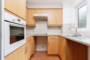 Kitchen- click for photo gallery